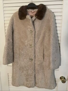 Vintage Cream Teddy Jacket with Brown Fur Collar